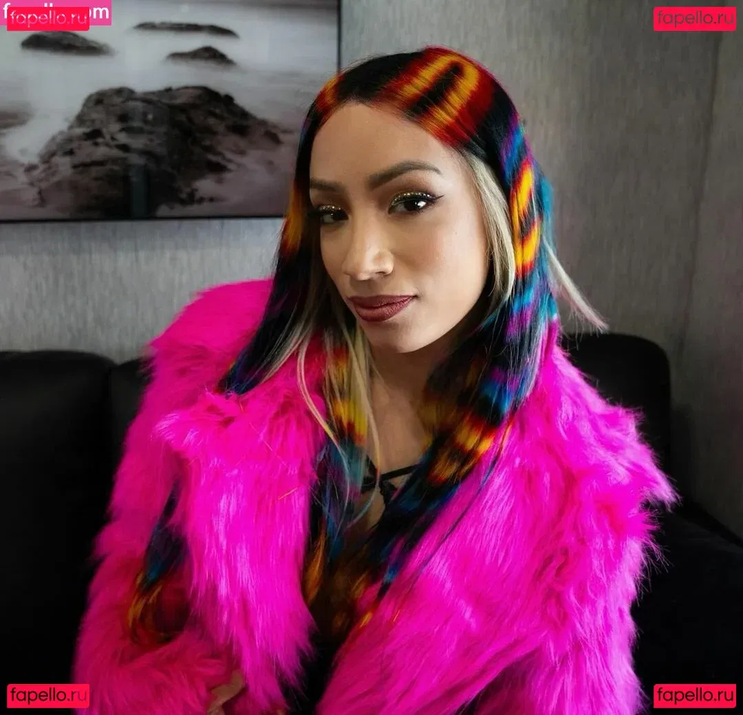 Sasha Banks Onlyfans Photo Gallery 