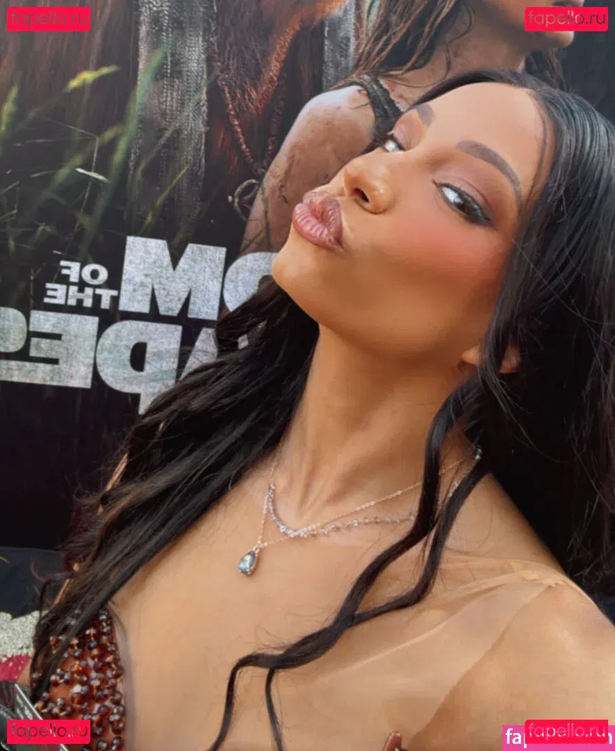 Sasha Banks Onlyfans Photo Gallery 