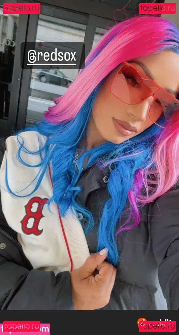 Sasha Banks Onlyfans Photo Gallery 