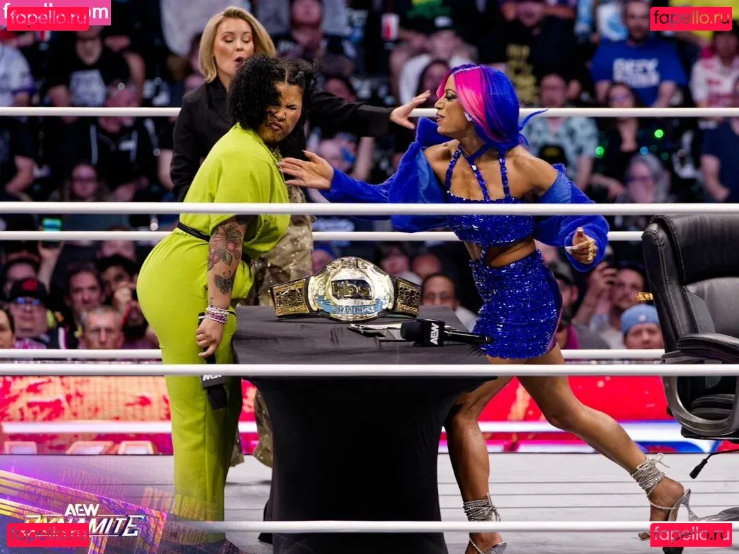 Sasha Banks Onlyfans Photo Gallery 