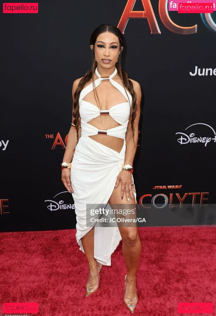 Sasha Banks Onlyfans Photo Gallery 