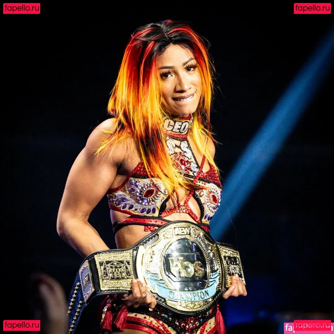 Sasha Banks Onlyfans Photo Gallery 