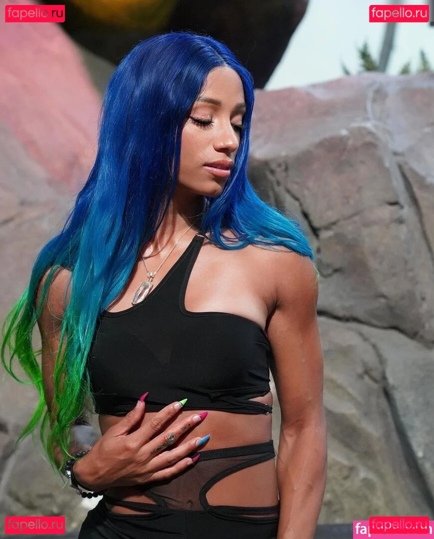Sasha Banks Onlyfans Photo Gallery 