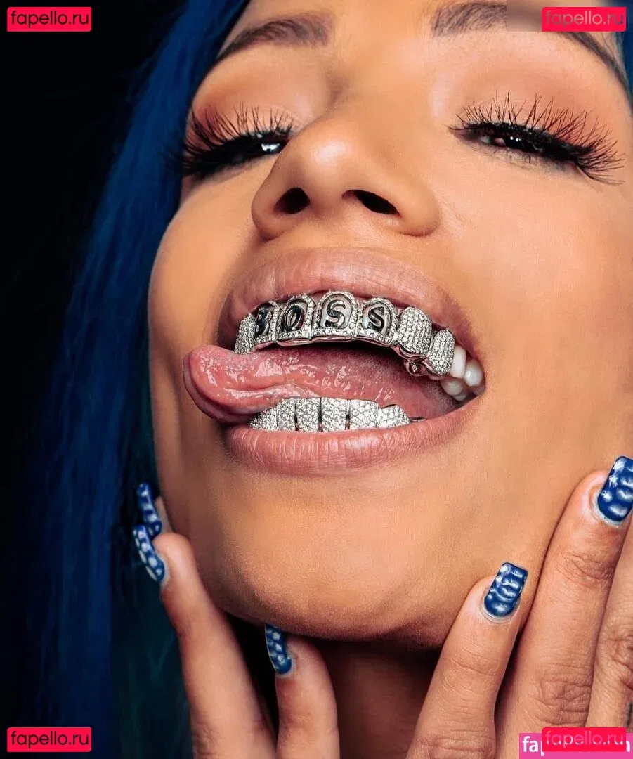 Sasha Banks Onlyfans Photo Gallery 