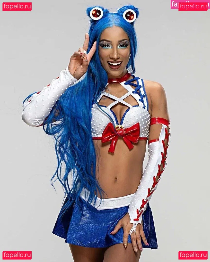 Sasha Banks Onlyfans Photo Gallery 