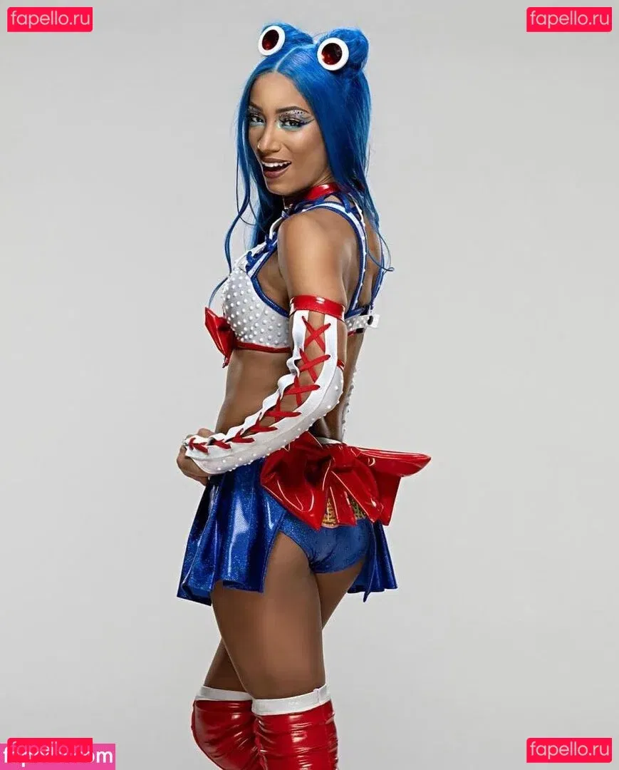 Sasha Banks Onlyfans Photo Gallery 
