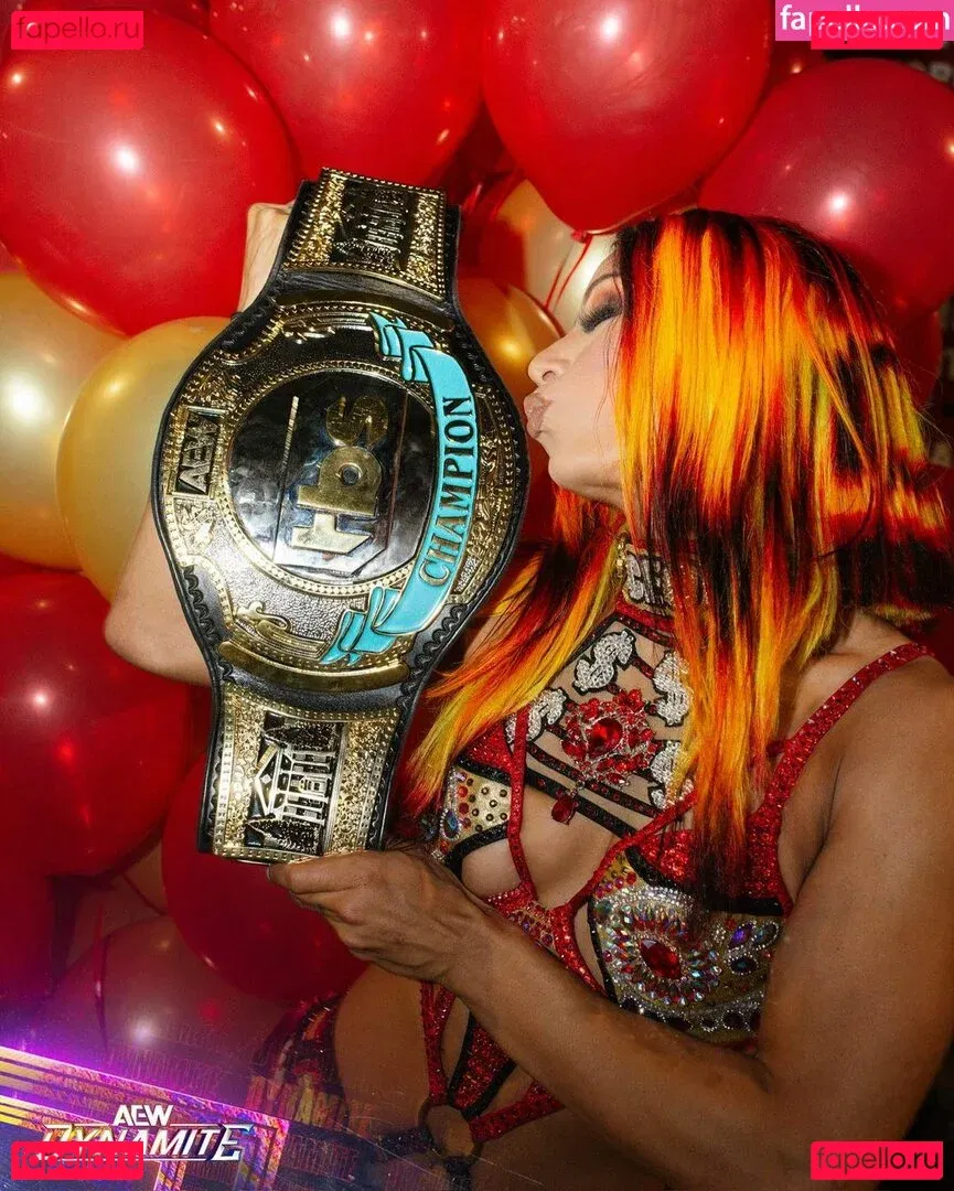 Sasha Banks Onlyfans Photo Gallery 