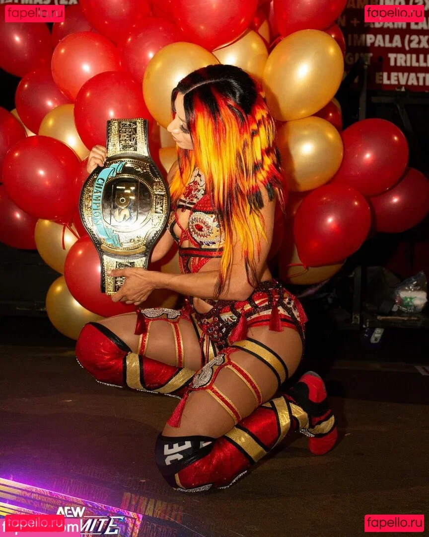 Sasha Banks Onlyfans Photo Gallery 