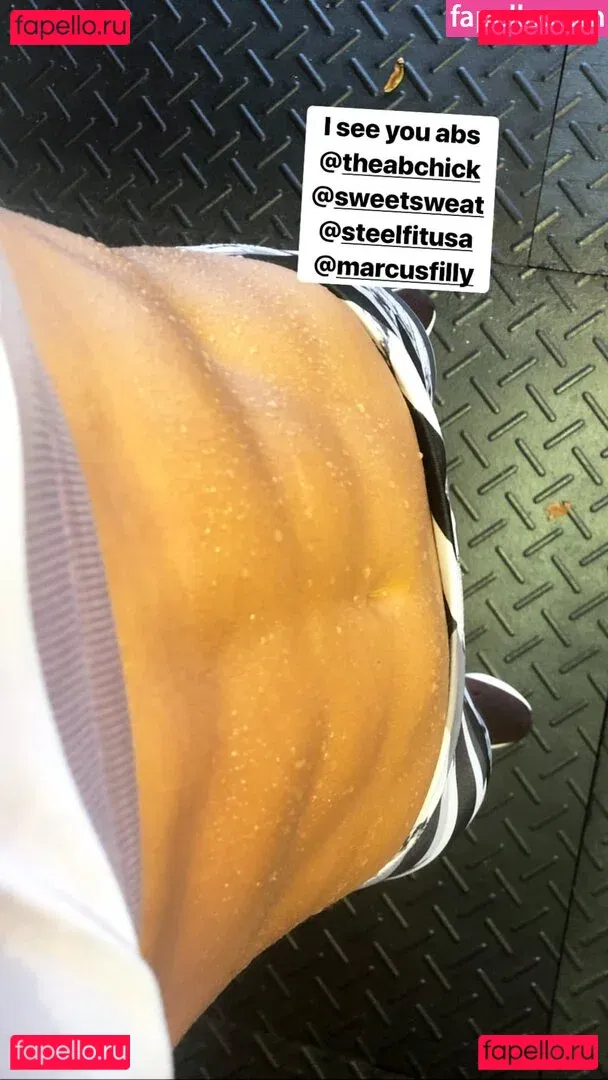 Sasha Banks Onlyfans Photo Gallery 