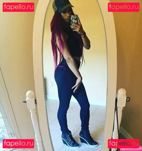 Sasha Banks Onlyfans Photo Gallery 