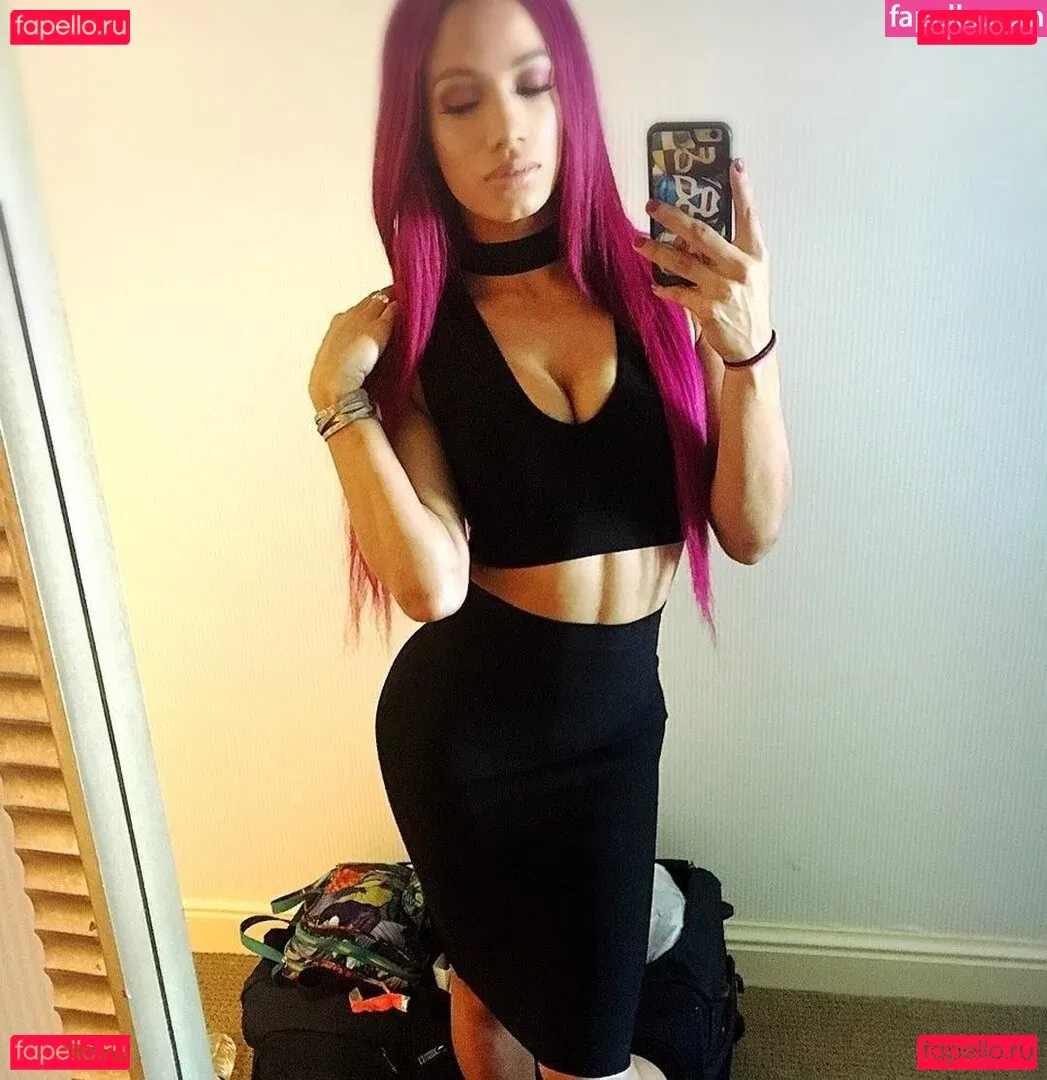 Sasha Banks Onlyfans Photo Gallery 