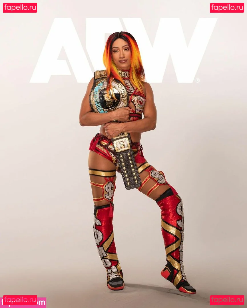 Sasha Banks Onlyfans Photo Gallery 