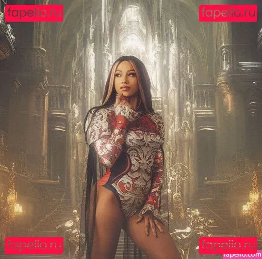 Sasha Banks Onlyfans Photo Gallery 