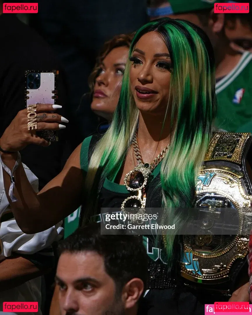 Sasha Banks Onlyfans Photo Gallery 