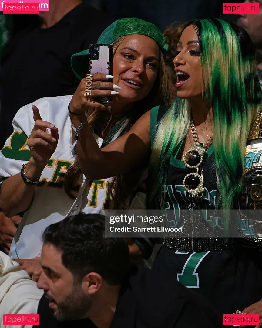 Sasha Banks Onlyfans Photo Gallery 