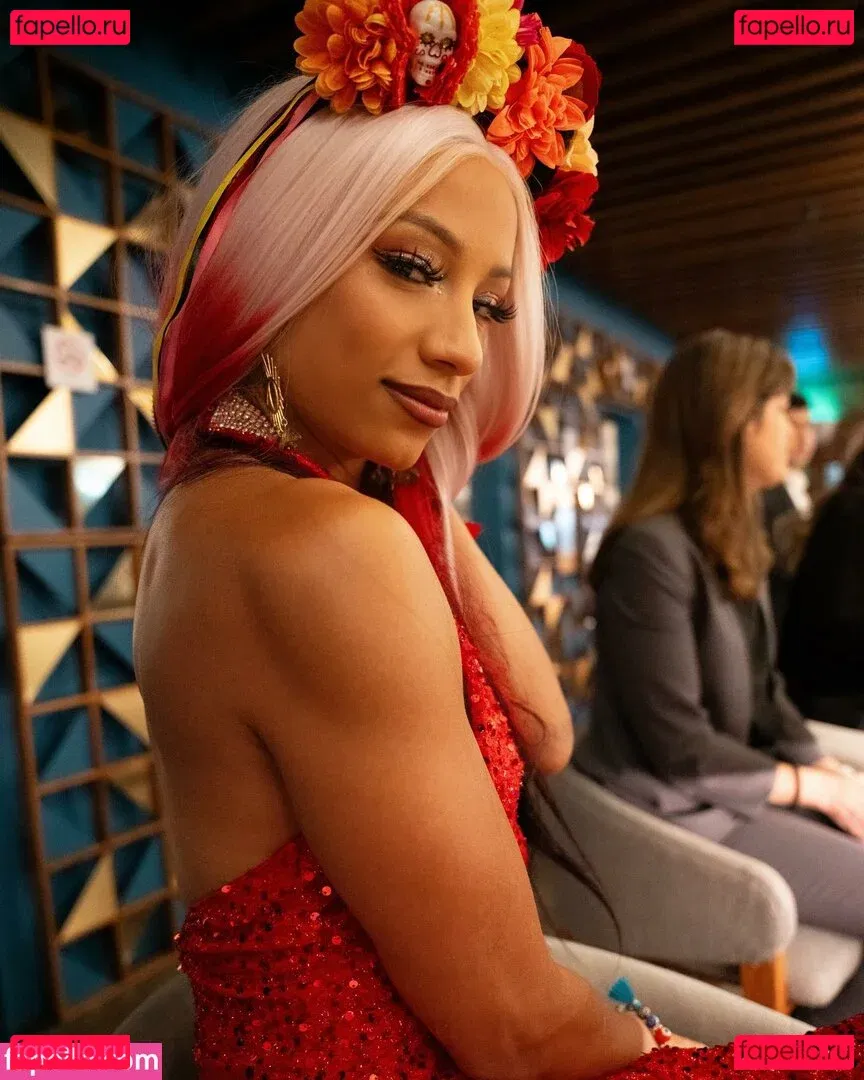 Sasha Banks Onlyfans Photo Gallery 