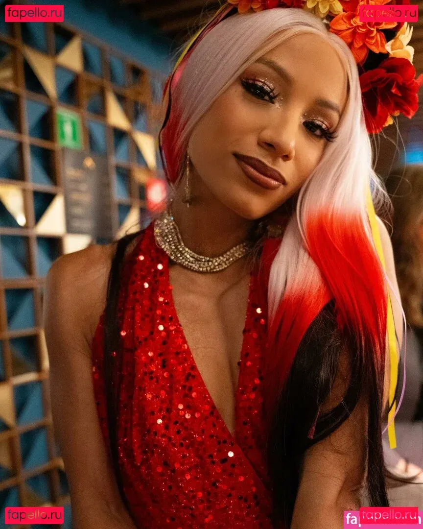 Sasha Banks Onlyfans Photo Gallery 