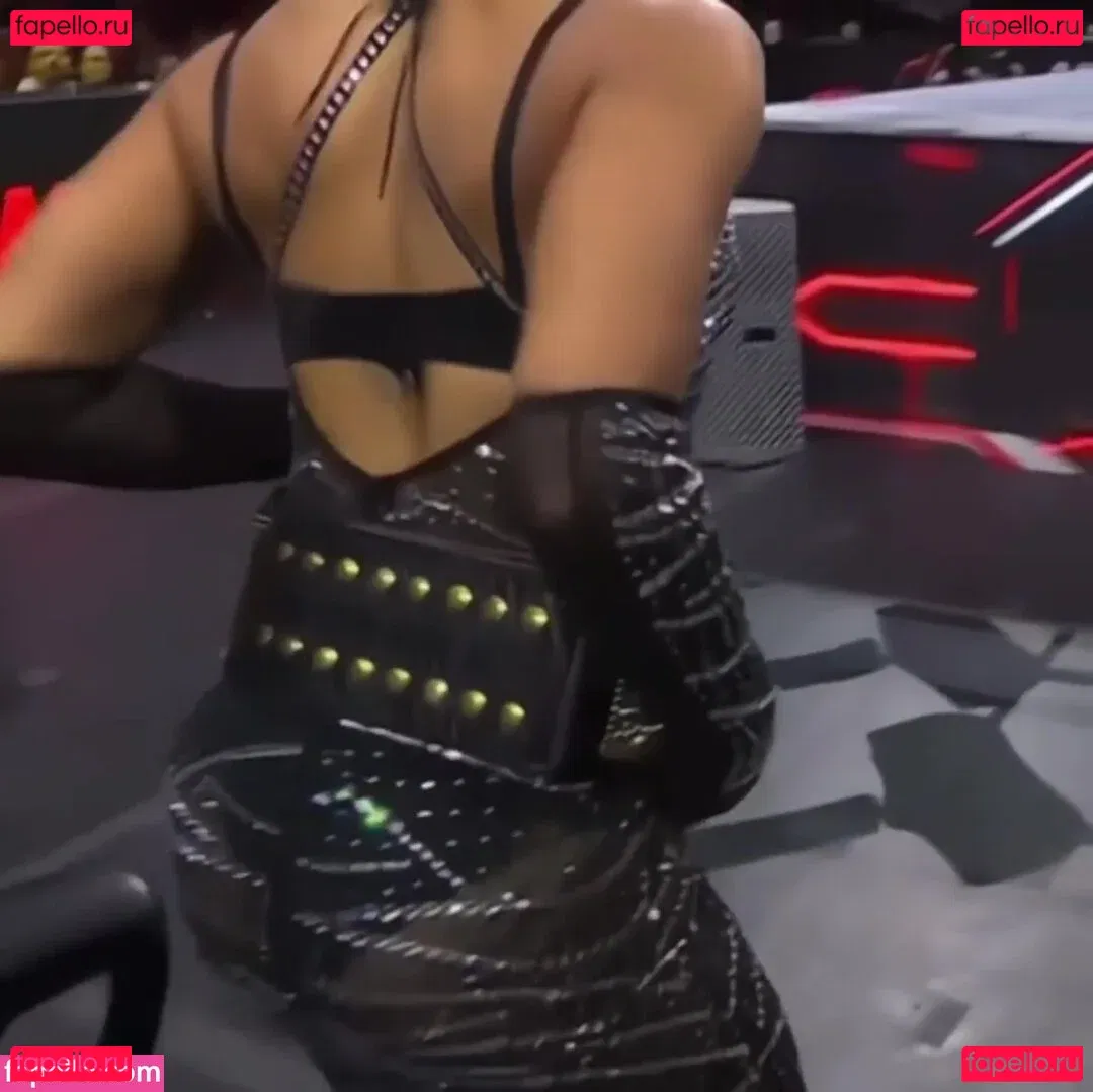 Sasha Banks Onlyfans Photo Gallery 