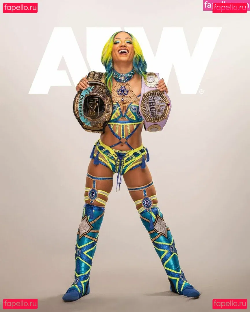 Sasha Banks Onlyfans Photo Gallery 