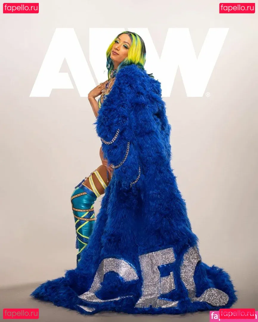 Sasha Banks Onlyfans Photo Gallery 