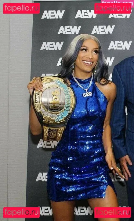 Sasha Banks Onlyfans Photo Gallery 