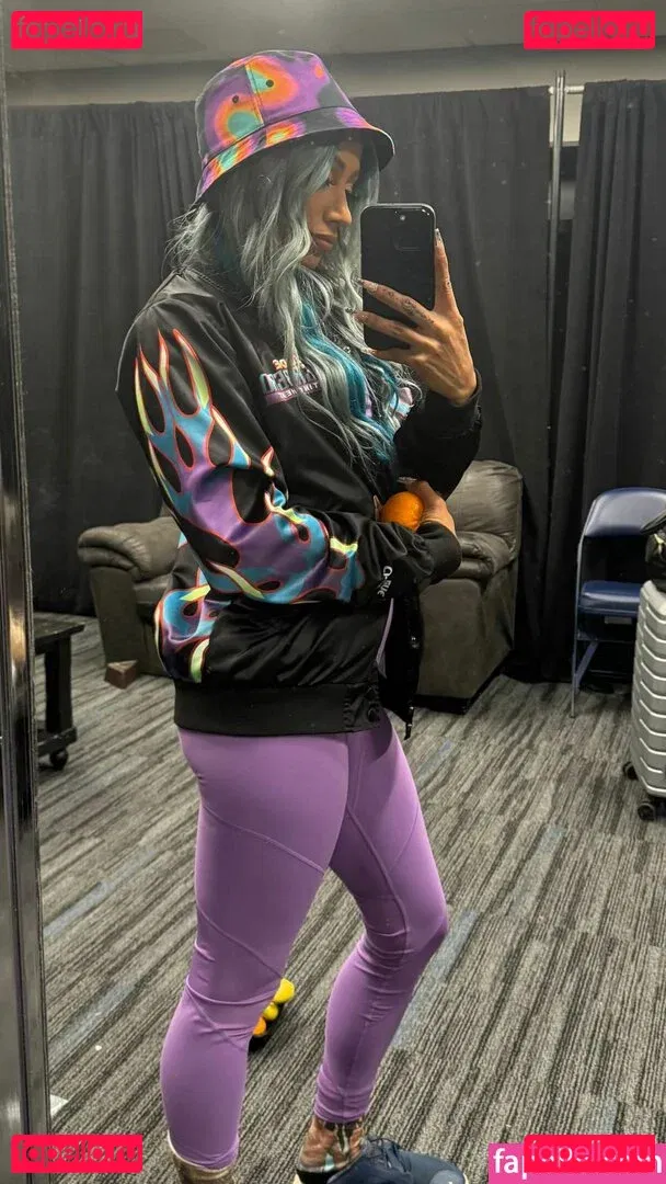 Sasha Banks Onlyfans Photo Gallery 