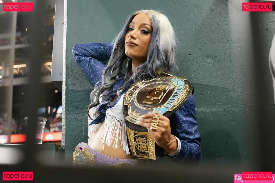 Sasha Banks Onlyfans Photo Gallery 