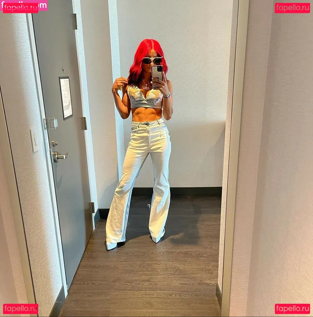 Sasha Banks Onlyfans Photo Gallery 