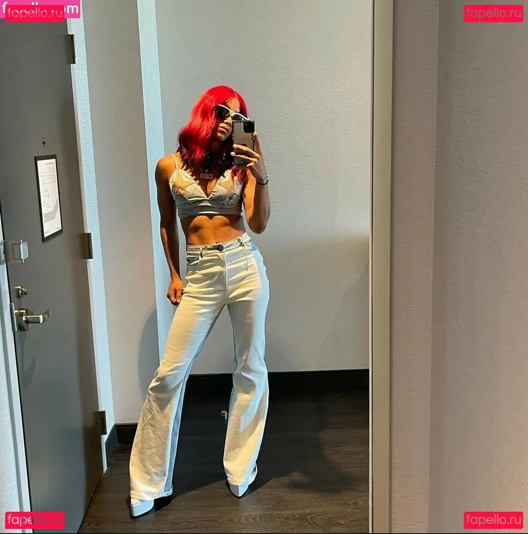 Sasha Banks Onlyfans Photo Gallery 