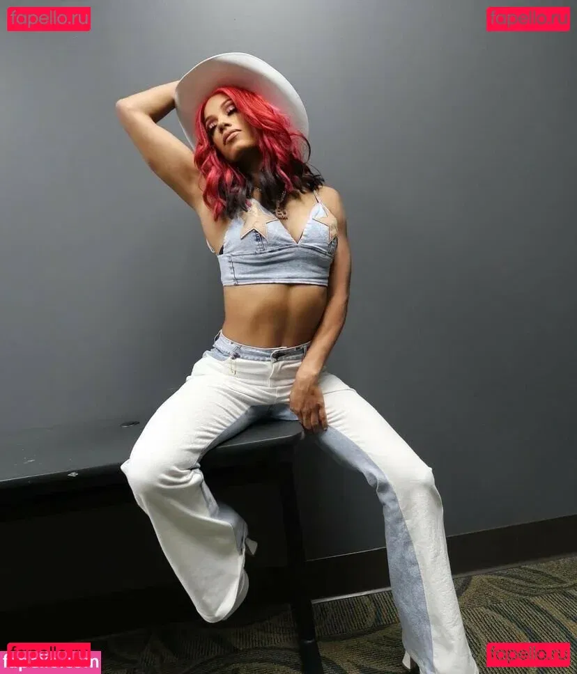 Sasha Banks Onlyfans Photo Gallery 