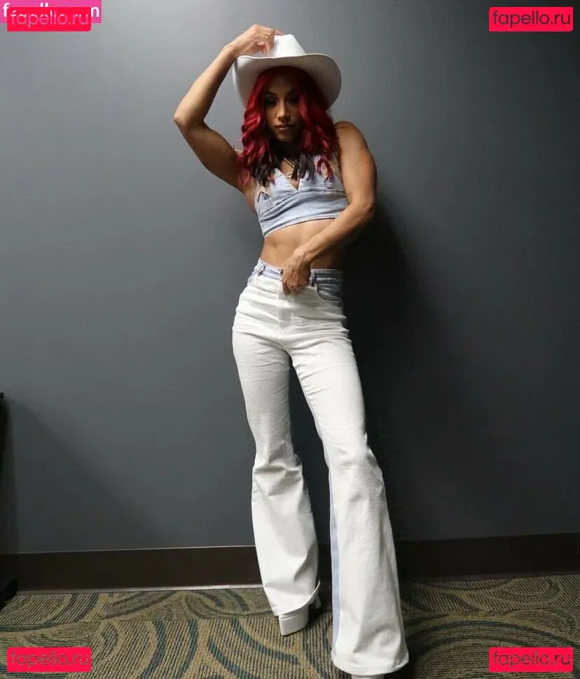 Sasha Banks Onlyfans Photo Gallery 