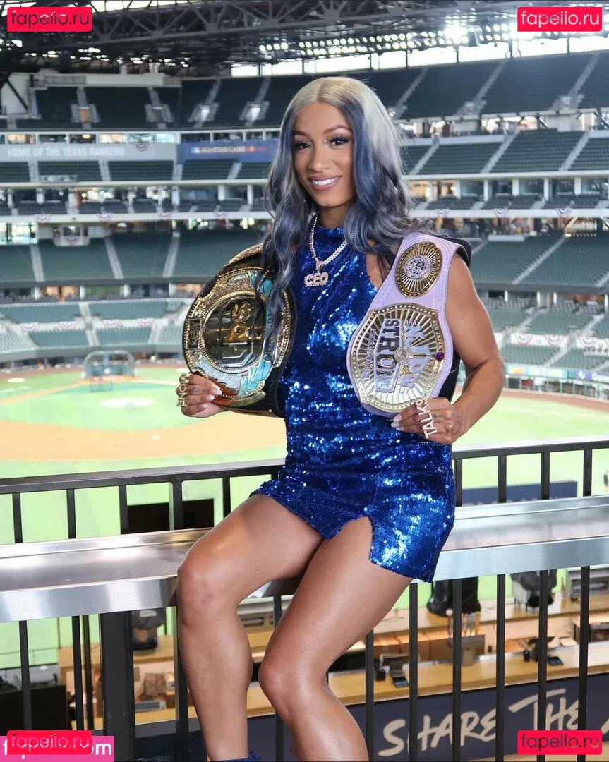 Sasha Banks Onlyfans Photo Gallery 