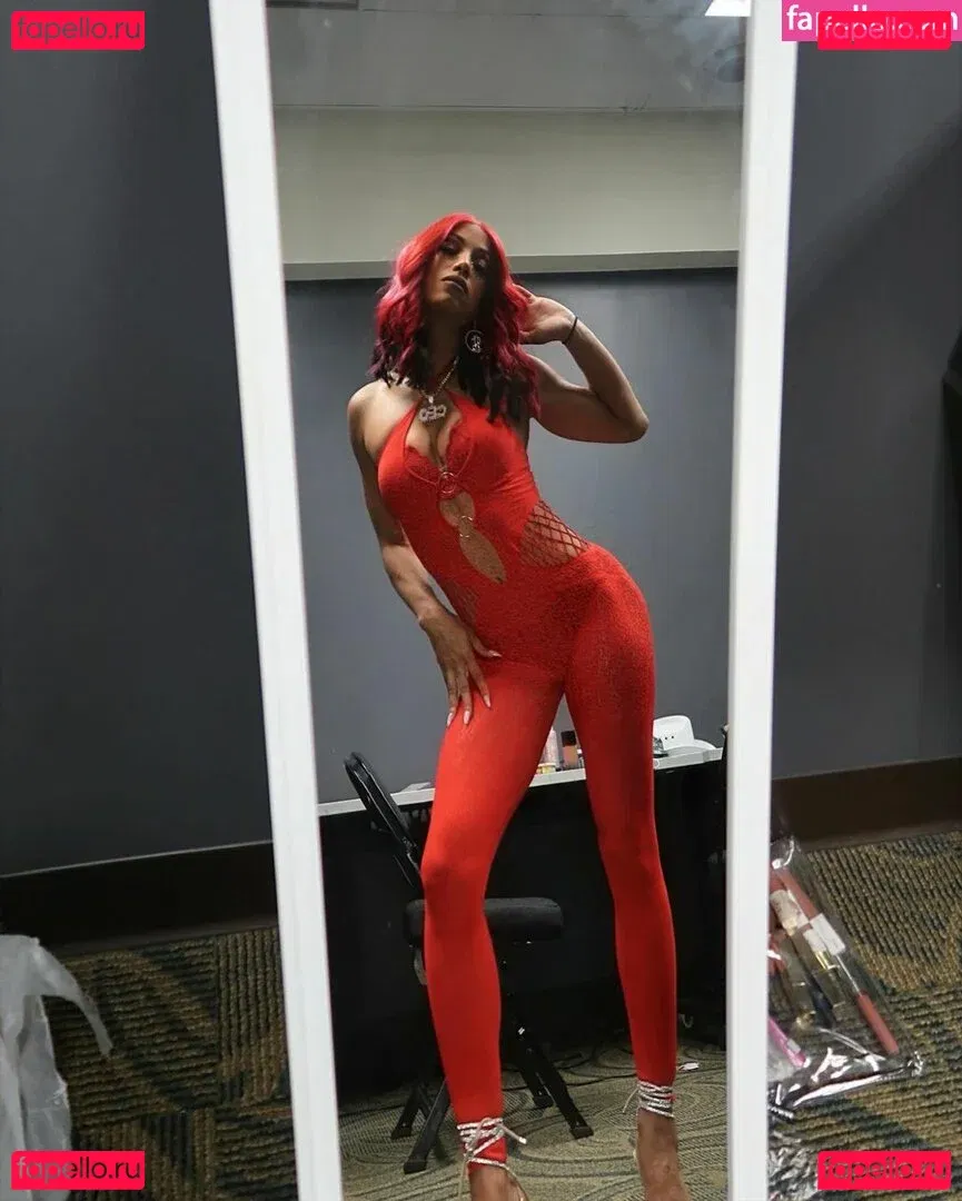 Sasha Banks Onlyfans Photo Gallery 