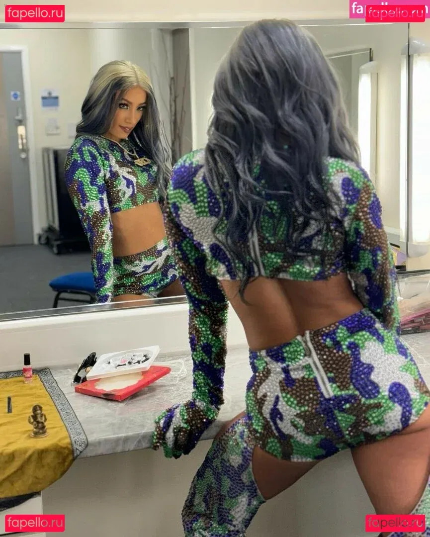 Sasha Banks Onlyfans Photo Gallery 