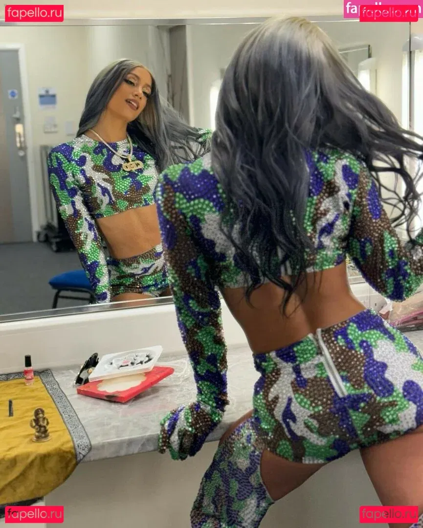 Sasha Banks Onlyfans Photo Gallery 