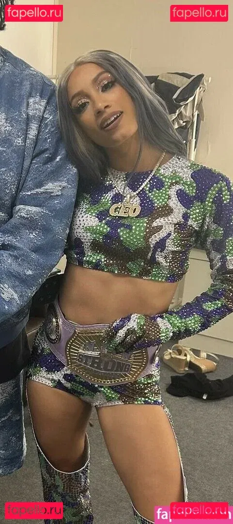 Sasha Banks Onlyfans Photo Gallery 