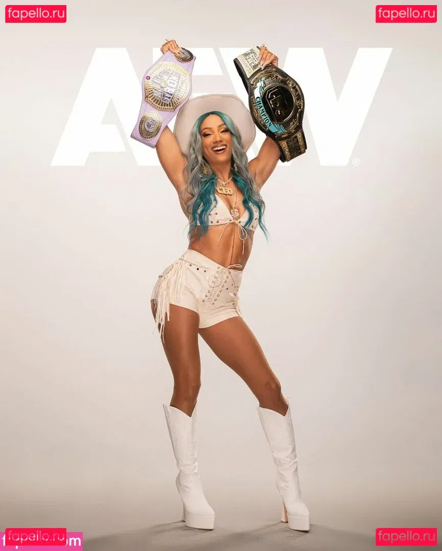 Sasha Banks Onlyfans Photo Gallery 