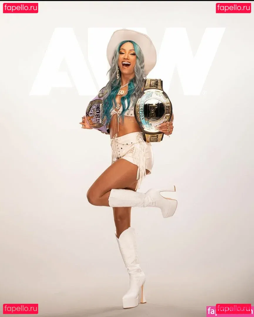 Sasha Banks Onlyfans Photo Gallery 