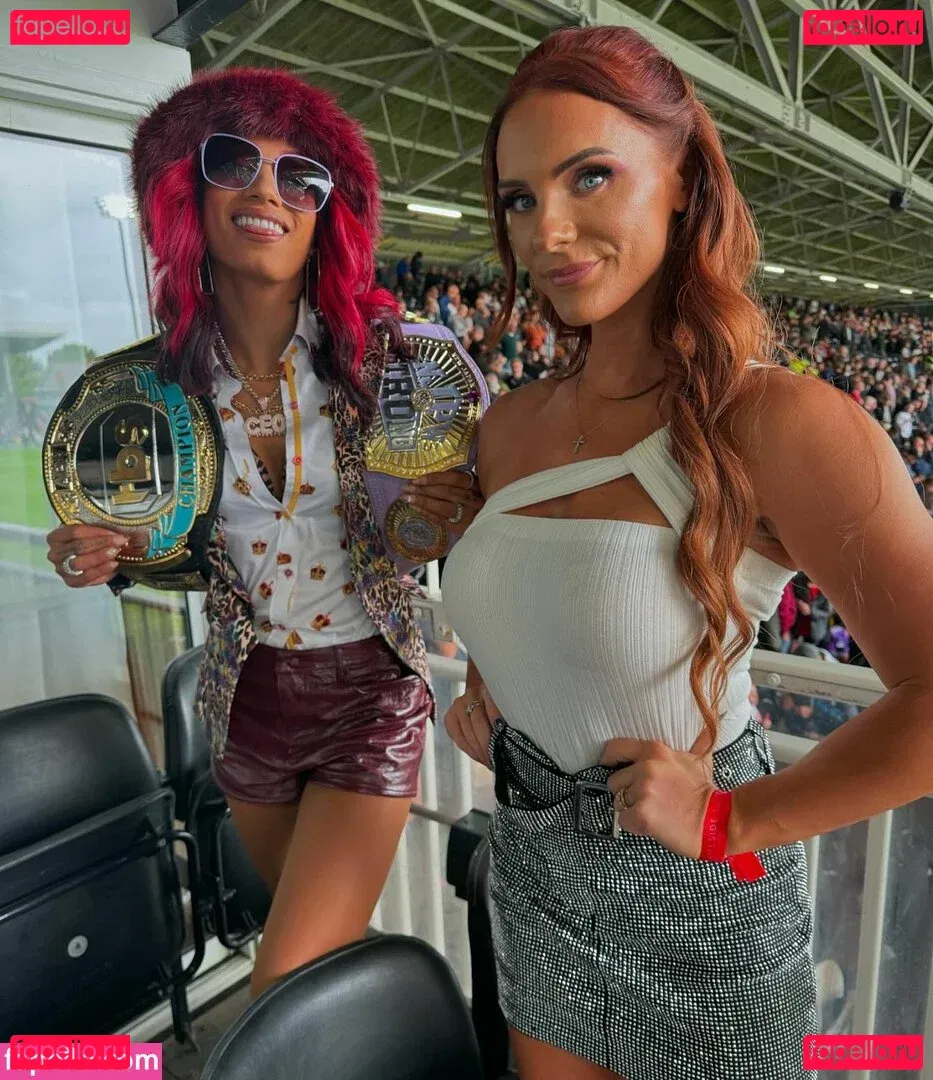 Sasha Banks Onlyfans Photo Gallery 