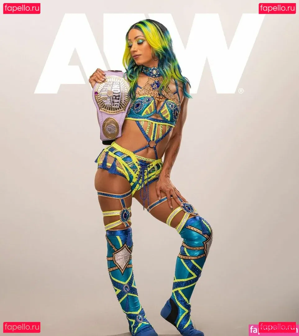 Sasha Banks Onlyfans Photo Gallery 