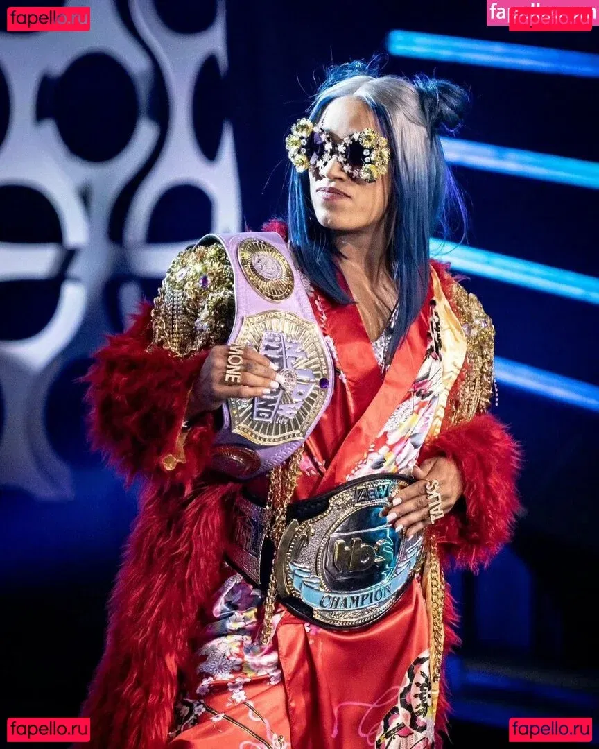 Sasha Banks Onlyfans Photo Gallery 