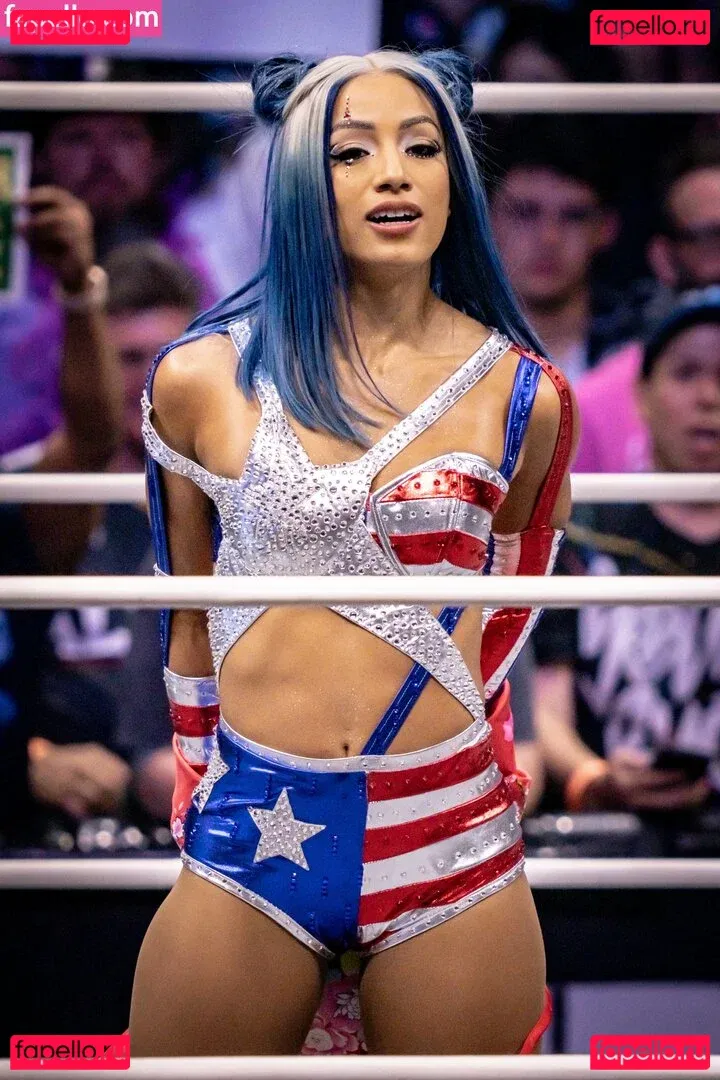 Sasha Banks Onlyfans Photo Gallery 