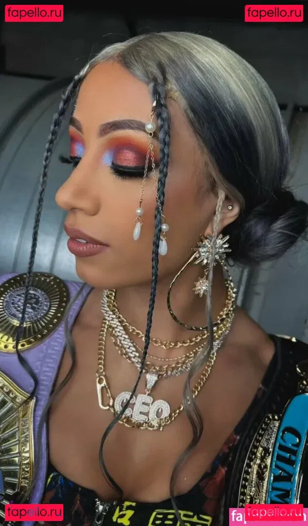 Sasha Banks Onlyfans Photo Gallery 