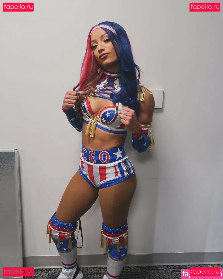 Sasha Banks Onlyfans Photo Gallery 