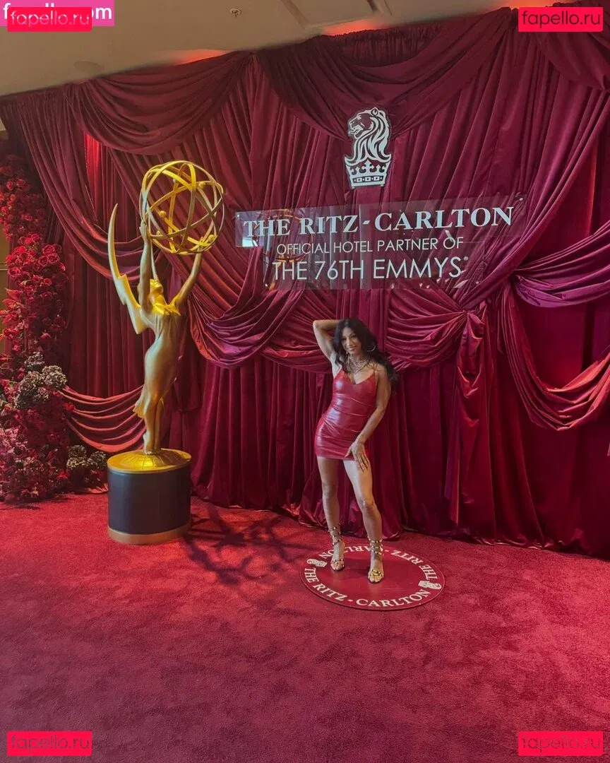 Sasha Banks Onlyfans Photo Gallery 