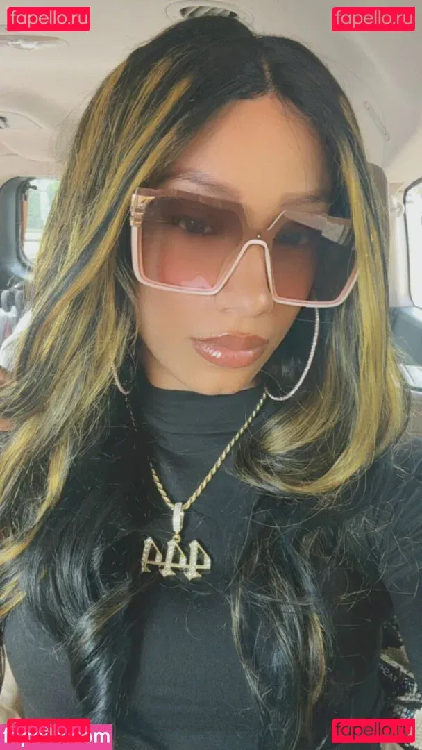 Sasha Banks Onlyfans Photo Gallery 