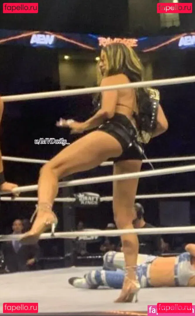 Sasha Banks Onlyfans Photo Gallery 