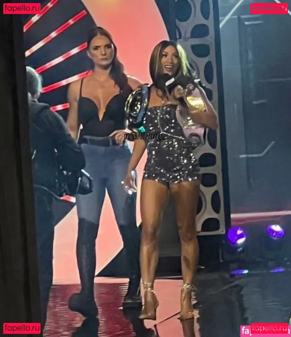 Sasha Banks Onlyfans Photo Gallery 