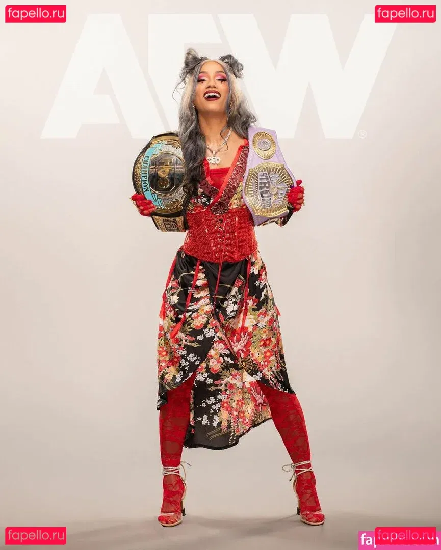 Sasha Banks Onlyfans Photo Gallery 