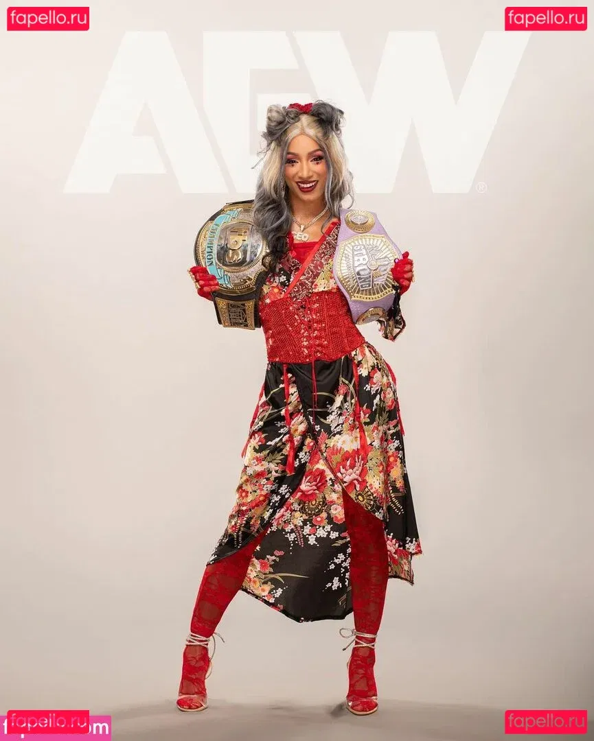 Sasha Banks Onlyfans Photo Gallery 